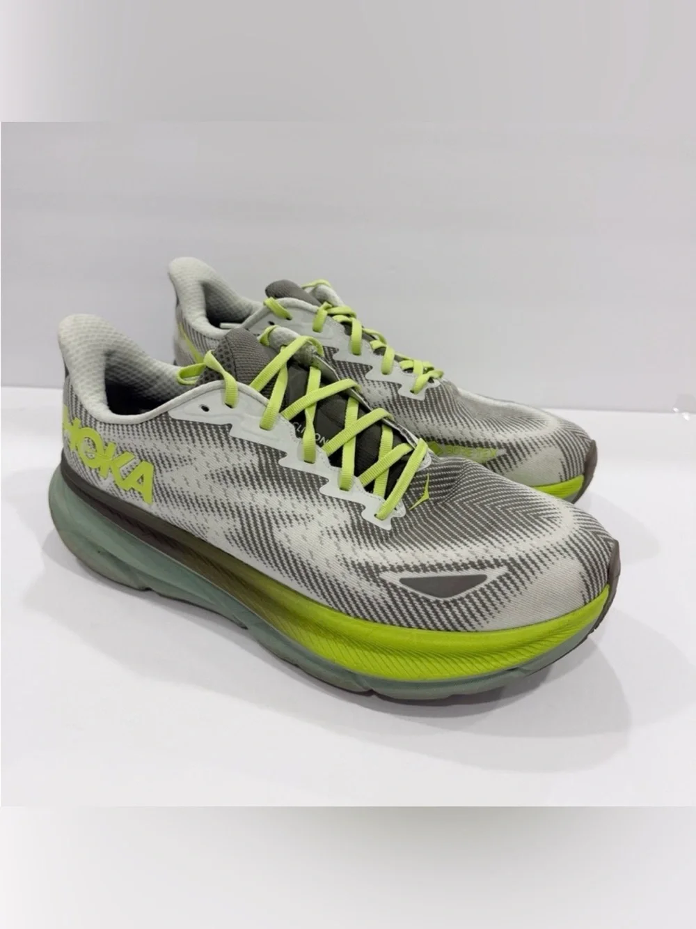Hoka One One Clifton 9 GTX Men’s Shoes